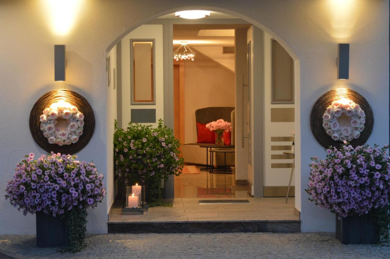 Gaestehaus Weber Oberperfuss Exterior photo